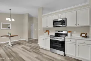121 Starkys Creek Court, Maysville, NC 28555 — 3-bedroom home in Cross Creek, Maysville, NC, photo 10 of 30