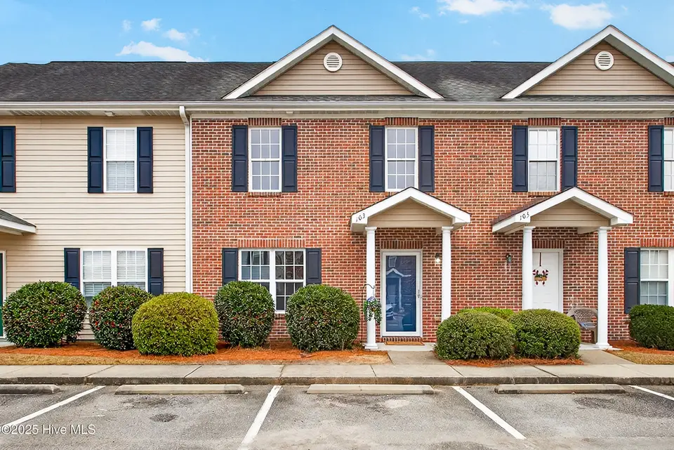 103 Lincoln Place Circle, Leland, NC 28451 – photo 1 of 41: Front of Townhome