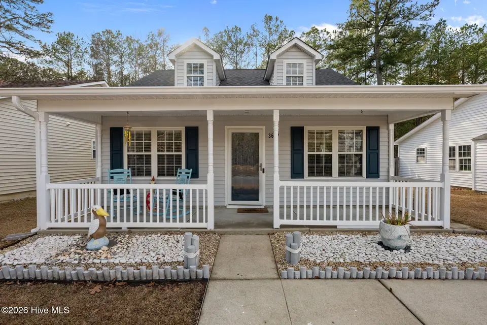3607 Elizabeth Avenue, New Bern, NC 28562 – photo 1 of 25: 1-web-or-mls-DSC_5702