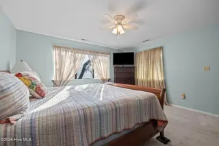 119 Mcginnis Drive, Pine Knoll Shores, NC 28512 – photo 21: 20-web-or-mls-1S3A9435