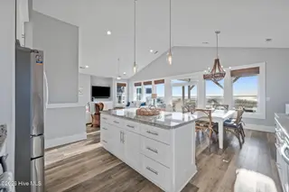 331 Oceanaire Lane, Surf City, NC 28445 – photo 18: 66-web-or-mls-_RAD5658