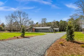 1000 Pine Street, Lake Waccamaw, NC 28450 – photo 6: 10-DSC03983