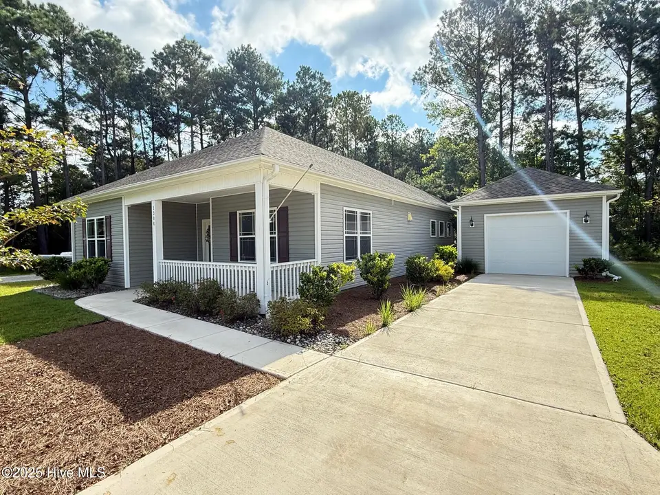 1306 Old Folkstone Road, Sneads Ferry, NC 28460 – photo 1 of 29: IMG_4068