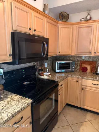 400 S Water Street Suite 301, Elizabeth City, NC 27909 – photo 11: IMG_0407