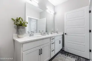 395 S Crow Creek Dr 1710, Calabash, NC 28467 — 3-bedroom condo in Crow Creek, Calabash, NC, photo 15 of 33: Alexander-14