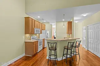 123 Freeboard Lane, Calabash, NC 28467 — 3-bedroom condo in Beacon Townes, Calabash, NC, photo 21 of 68: 23-web-or-mls-123 Freeboard Ln 21