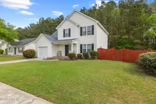 107 Providence Drive, Jacksonville, NC 28546 – photo 3: IMG_1070