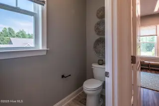374 Glade Drive, Aberdeen, NC 28315 – photo 23: 25_Owners Bath (Large)