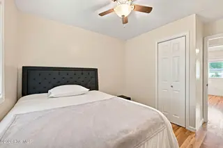 5004 Trent Woods Drive, Trent Woods, NC 28562 – photo 20: 32-web-or-mls-DSC_8666_edit