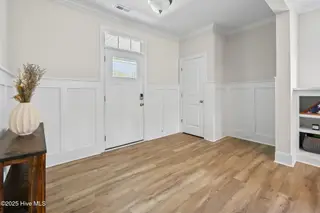 6795 Campbells Ridge Drive SE, Leland, NC 28451 – photo 7: Entry Hall