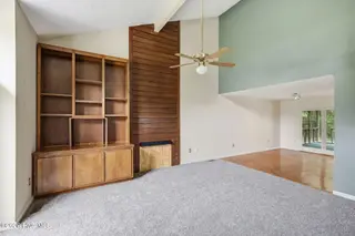 115 N Harbor Drive, Beaufort, NC 28516 – photo 8: Open living space