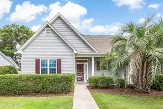 5052 Wyncie Wynd, Southport, NC 28461 — 2-bedroom townhome in South Harbour Village, Southport, NC, photo 1 of 44: 5052 Wyncie Wynd-2
