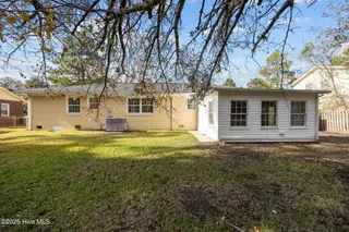 504 Oakwood Avenue, Jacksonville, NC 28546 – photo 5: 36-web-or-mls-504 Oakwood Ave. 96