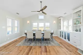 648 Ocean Boulevard W, Holden Beach, NC 28462 — 3-bedroom home in Bacon Island Harbor, Holden Beach, NC, photo 10 of 65: mls-DSC05378