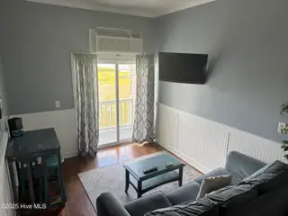 602 W Fort Macon Road 242, Atlantic Beach, NC 28512 – photo 5: Living Area