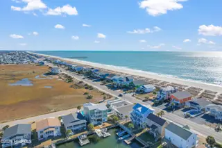 550 Ocean Boulevard W, Holden Beach, NC 28462 – photo 5: 550OceanBlvdW - 52