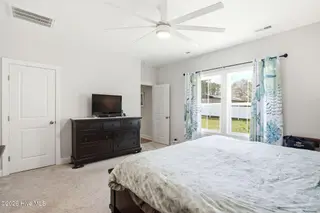 1621 Star Cross Drive SW, Shallotte, NC 28470 — 3-bedroom home in Village Green SHLTE, Shallotte, NC, photo 16 of 31: 1621 Star Cross Dr