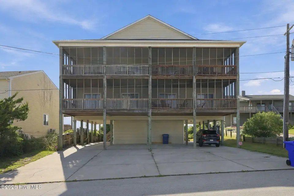 106 Willis Avenue B, Atlantic Beach, NC 28512 – photo 1 of 46: 1-web-or-mls-IMG_0725