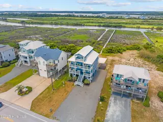3779 Island Drive, North Topsail Beach, NC 28460 – photo 3: 9-web-or-mls-DJI_20250726133116_0878_D