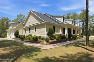 23 Pinewild Drive, Pinehurst, NC 28374 – photo 6: 57-web-or-mls-707A7607