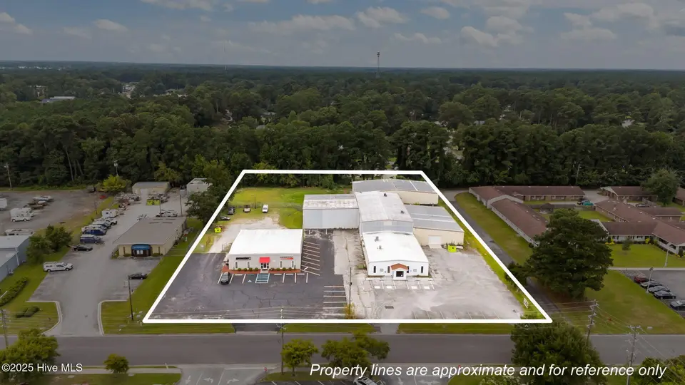 2911 Brunswick Avenue, New Bern, NC 28562 – photo 1 of 15: 15-web-or-mls-DJI_20250828102625_0001_D_