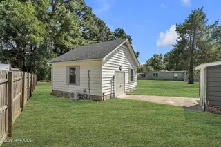 567 Blount Road, Elizabeth City, NC 27909 – photo 5: Converted Garage