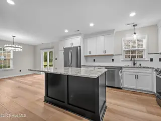 250 Star Hill Drive, Cape Carteret, NC 28584 – photo 11: Kitchen