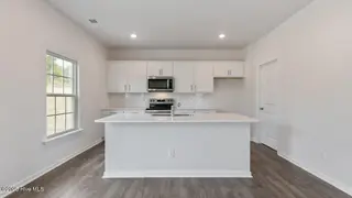 1040 Misty Creek Drive, Aberdeen, NC 28315 – photo 6: Kitchen