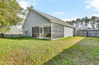 710 Savannah Drive, Jacksonville, NC 28546 – photo 22: 6G8A7807