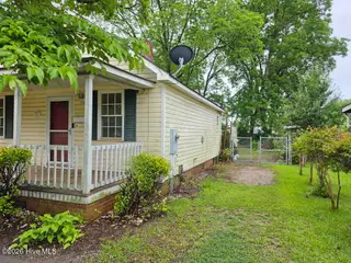 1011 E 6th Street, Washington, NC 27889 – photo 3: RIGHT