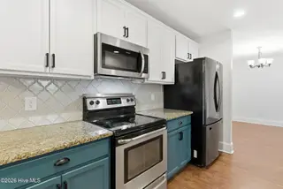 565 W Philadelphia Avenue, Pinebluff, NC 28373 – photo 20: New Microwave
