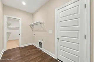 4006 Brighton Drive, New Bern, NC 28562 – photo 18: 15-web-or-mls-0C0A5702-edit