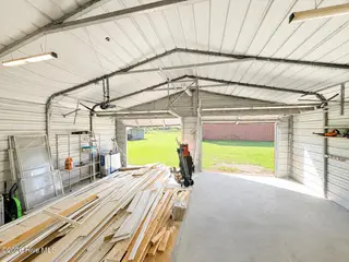 572 Ben Jones Road, Lake Waccamaw, NC 28450 – photo 14: Attached Garage