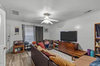 102 Springwood Drive, Jacksonville, NC 28546 – photo 6: 6