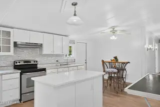 1199 Zack Street SE, Bolivia, NC 28422 — 4-bedroom manufactured home in Sandy Branch Retreat, Bolivia, NC, photo 14 of 44