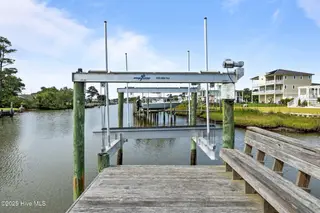 119 L 10 Cape Point Boulevard, Cape Carteret, NC 28584 – photo 8: 20,000 Boat Lift
