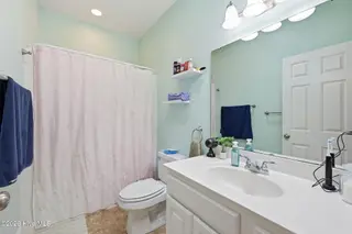 1013 Barkentine Drive, New Bern, NC 28560 – photo 19: Bath