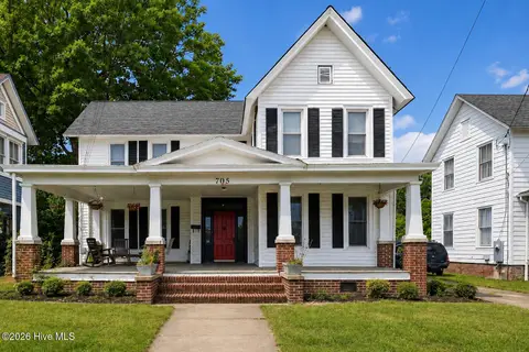 705 N Road Street, Elizabeth City