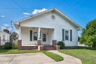 300 W Howard Avenue, Tarboro, NC 27886 – photo 2: Front Exterior