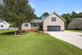 164 Laura Drive, New Bern, NC 28562 – photo 1: 1-web-or-mls-DSC_4423