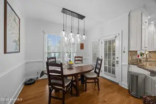 900 Chesapeake Place, Greenville, NC 27858 – photo 8: Breakfast Area