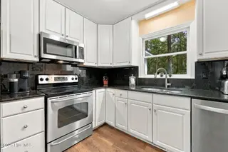 188 Loblolly Drive, Pine Knoll Shores, NC 28512 – photo 12: 30-web-or-mls-IMG_1092