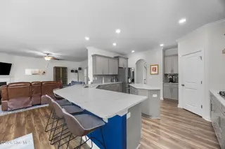 439 Sugar Cove, Wilmington, NC 28411 — 5-bedroom home in Scotts Hill Village, Wilmington, NC, photo 15 of 63: 13_kitchen