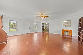 602 Shamrock Drive, Jacksonville, NC 28540 – photo 13: 29-web-or-mls-602 Shamrock Dr. 69