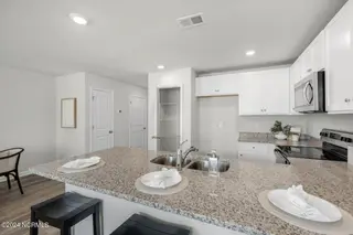 6342 Cowslip Way 185, Leland, NC 28451 – photo 7: Kitchen area