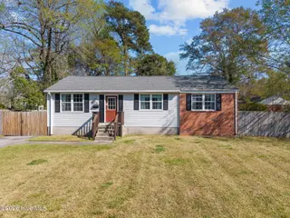 720 Barn Street, Jacksonville, NC 28540 – photo 2: 2-web-or-mls-720 Barn St. 73