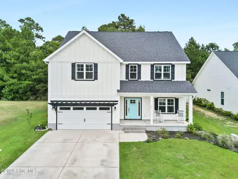 107 Whispering Pine Ln, Holly Ridge