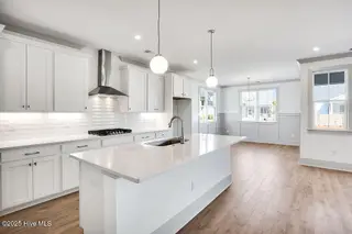 1320 Trisail Terrace, Wilmington, NC 28412 – photo 6: Kitchen