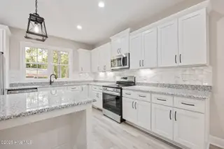 284 Longleaf Drive, West End, NC 27376 – photo 9: Kitchen