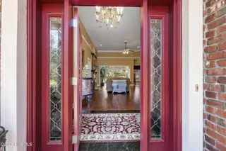 555 Stanton Hall Drive NW, Calabash, NC 28467 – photo 5: 5-web-or-mls-_DSC1757